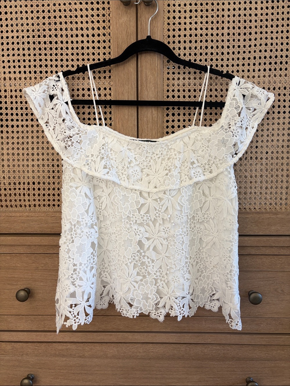 Zara White Floral Lace Top